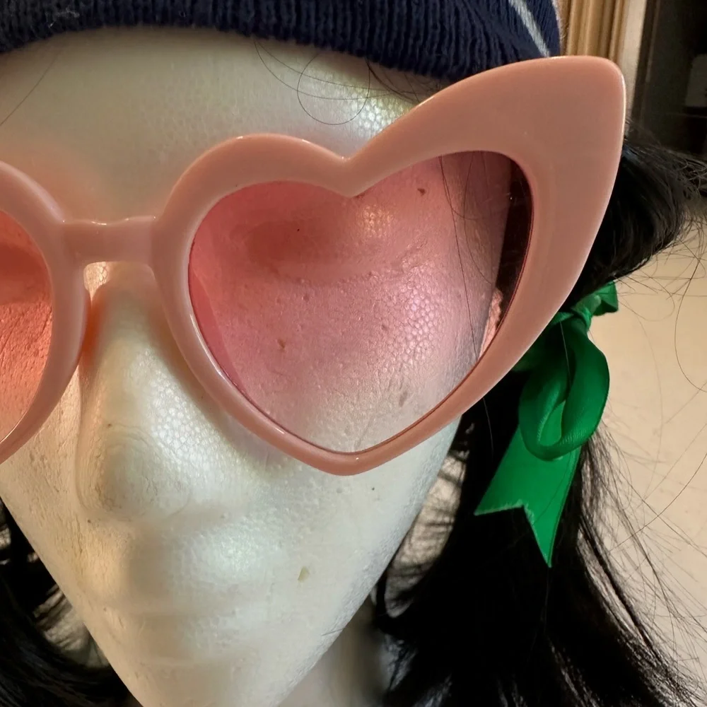 Women’s Pink Heart Sunglasses! Cute! Wedding, Bachelorette Party, Valentines!